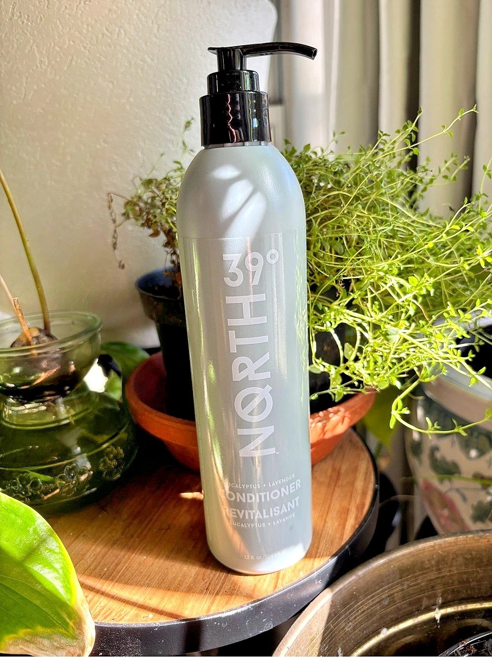39 Degrees North Conditioner in Gray NWT
